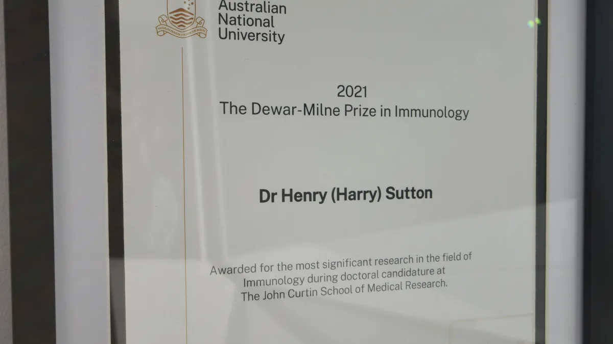 The Dewar-Milne Prize for 2021 presentation July 2023 (Photo: Kassapa Senarath / ANU)